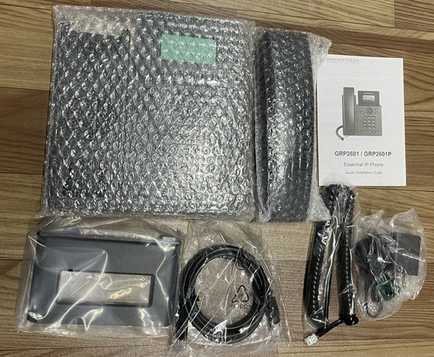 Bộ sản phẩm điện thoại IP Grandstream GRP2601 chính hãng